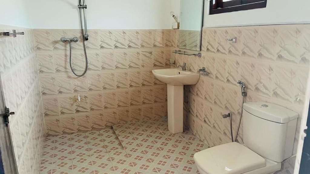 مبيت وإفطار أونا واتونا دار ضيافة صني مود المظهر الخارجي الصورة